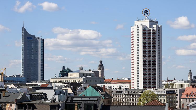 Blick über das Leipziger Zentrum: Die Stadt gehört zu den wenigen in Deutschland, die 2020 ein kleines Wachstum verbuchen können.