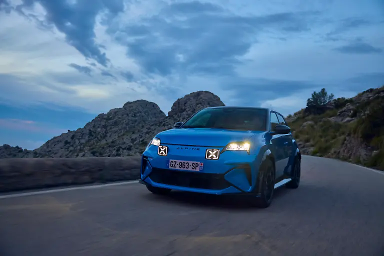 Alpine-A290-GTS-2