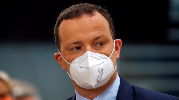 Gesundheitsminister Spahn will, dass Jugendliche selbst über eine Impfung entscheiden.
