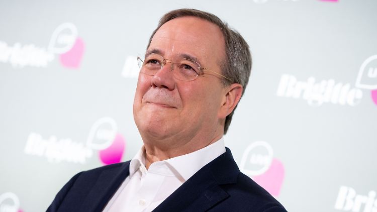 Unions-Kanzlerkandidat Armin Laschet will, dass die deutsche Bevölkerung in der Breite profitiert. Einer Studie zufolge dürften sich bei Umsetzung der politischen Ziele aber vor allem Gutverdiener freuen. 