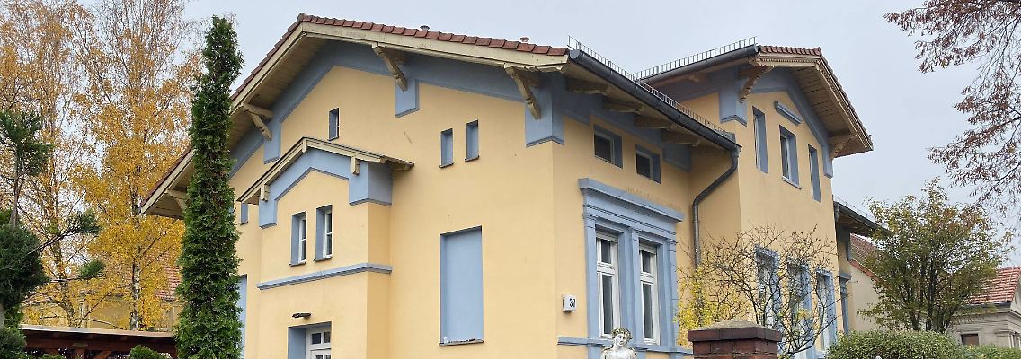 Einfamilienhaus der Familie Remmo, Alt Buckow 37