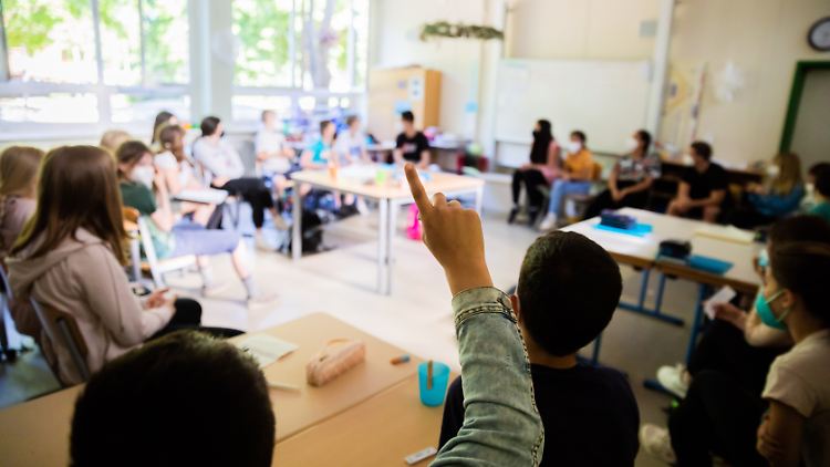 Alle Experten sind sich einig: Die Schulen müssen in diesem Herbst offen bleiben!