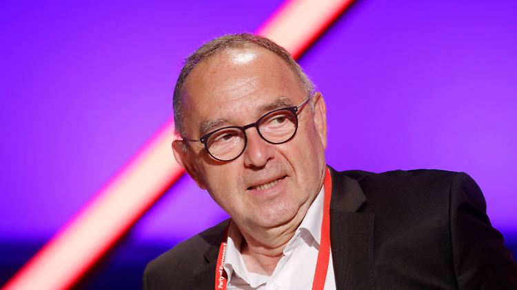 Hat Verständnis für den Wunsch nach Lockerungen, aber keine Lust auf eine vierte Welle: Norbert Walter-Borjans.
