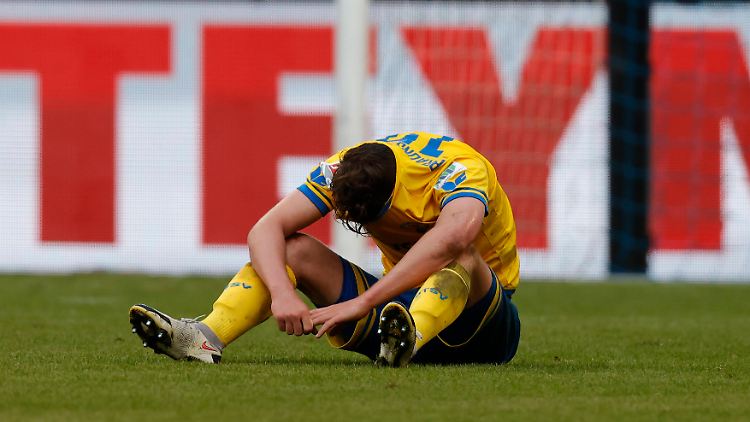 Braunschweig stieg mit einer Niederlage beim Hamburger SV am letzten Spieltag aus der 2. Bundesliga ab.