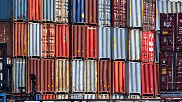 Damit der Container nicht zur Blackbox wird, wird die Fracht getrackt.