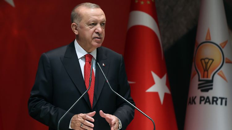 Sollte Erdogan weitere S-400 kaufen, könnte das den Streit verschärfen und weitere US-Sanktionen nach sich ziehen. 