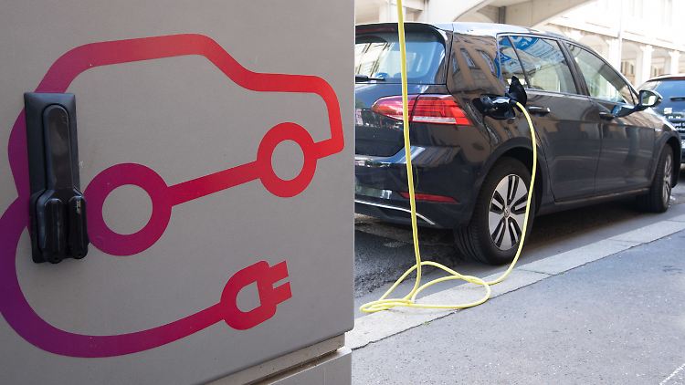 Der Anteil der E-Autos bei den Neuzulassungen in der EU liegt mittlerweile bei 7,5 Prozent.