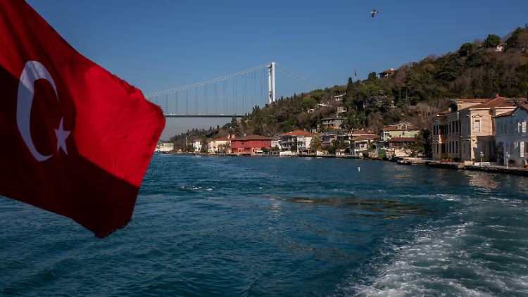 Laut der türkischen Regierung braucht der Bosporus eine Entlastung. Die Statistik sagt jedoch etwas anderes.