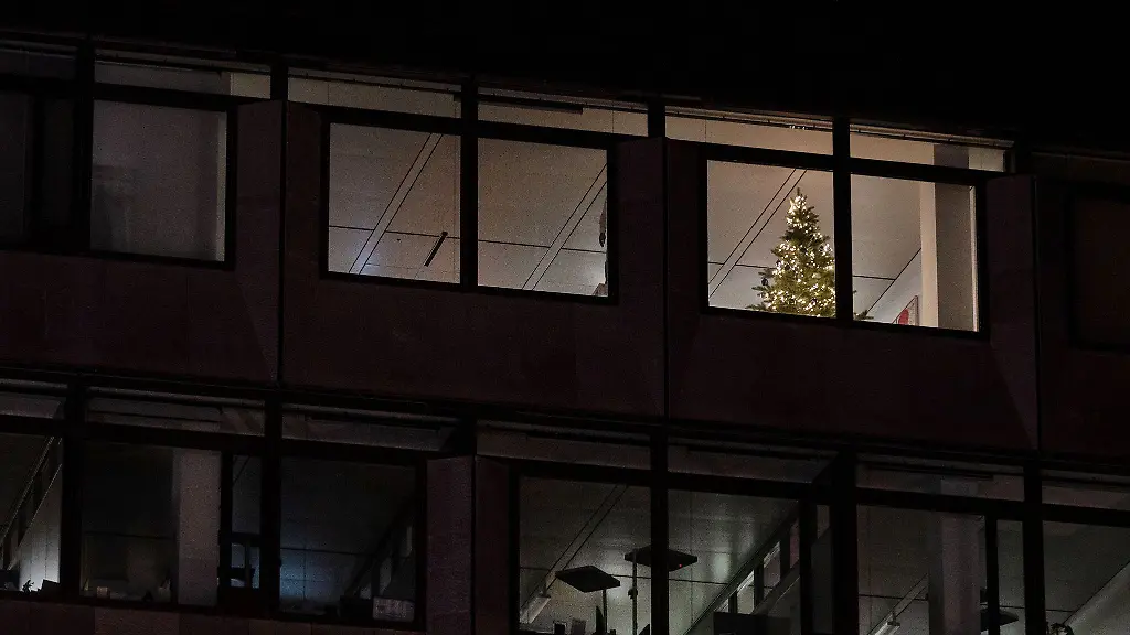 Entspannter-er-Abschluss-statt-Ueberstunden-Wer-jetzt-die-richtigen-Prioritaeten-setzt-kann-die-Zeit-bis-zum-Weihnachtsurlaub-weniger-gestresst-ueberstehen