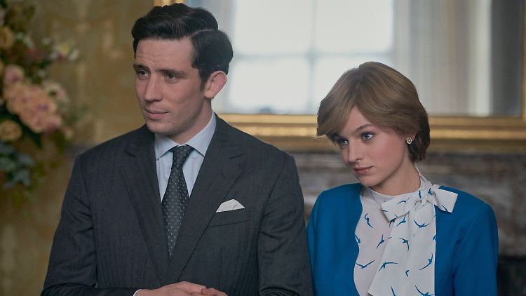 Für ihre Rollen als Prinz Charles und Prinzessin Diana sind Josh O'Connor und Emma Corrin in den Hauptdarsteller-Kategorien nominiert.