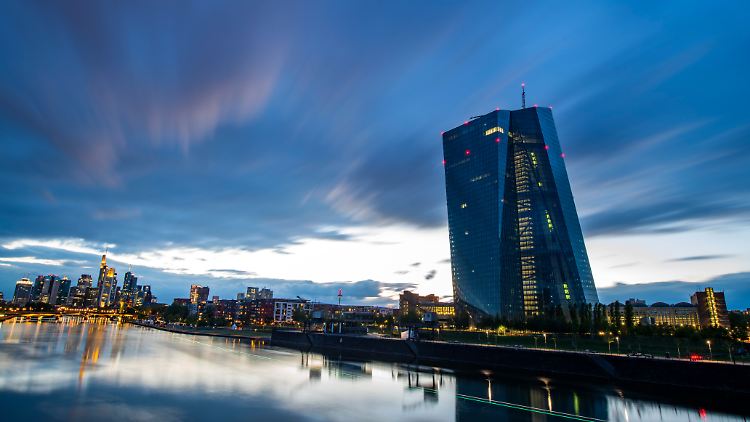 Die EZB will den Anschluss an andere Zentralbanken, die ebenfalls Digitalwährungsprojekte an den Start gebracht haben, nicht verlieren.