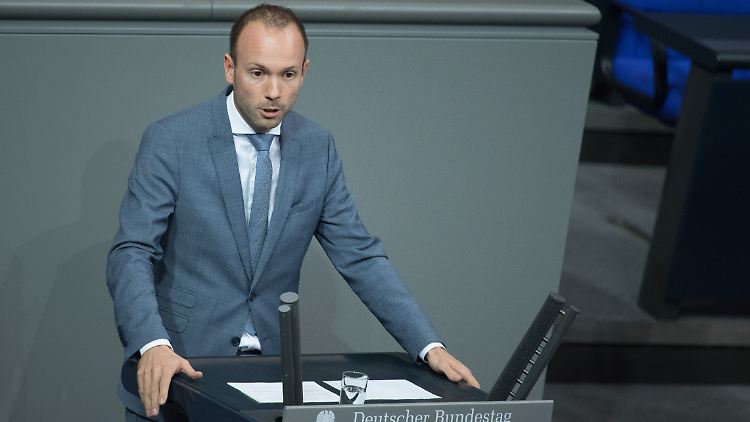 Nikolas Löbel legte im Zuge der Masken-Affäre sein Bundestagsmandat nieder und trat aus der CDU aus. 
