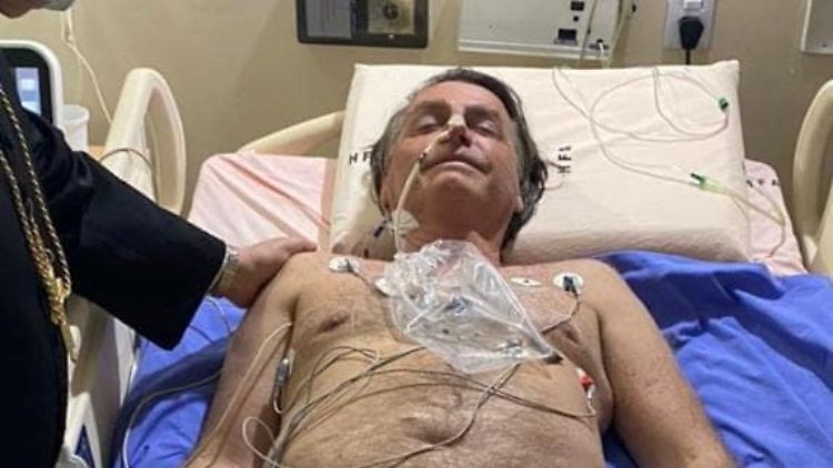 Bolsonaro steht wegen Korruptionsvorwürfen im Zusammenhang mit der Bestellung von Impfstoffen unter Druck.