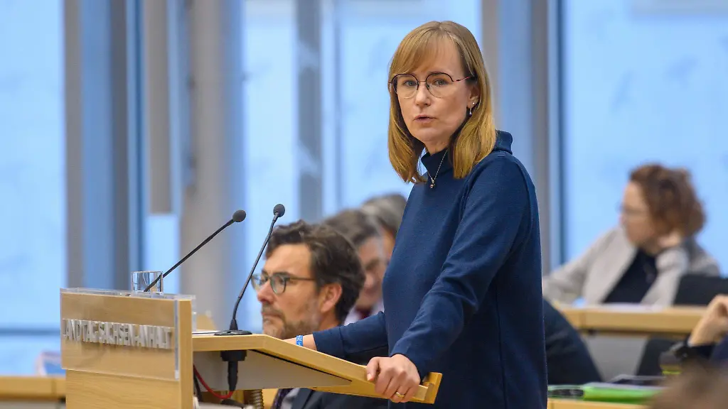 Bei-der-Ueberarbeitung-des-Kita-Bildungsprogramms-ist-es-laut-Eva-von-Angern-gelungen-das-Thema-Zahngesundheit-zu-verankern