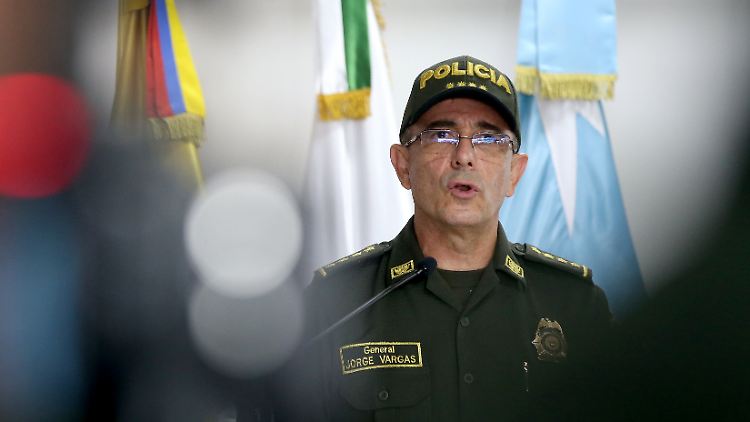 Polizeichef Vargas tritt mit neuen Details an die Öffentlichkeit.