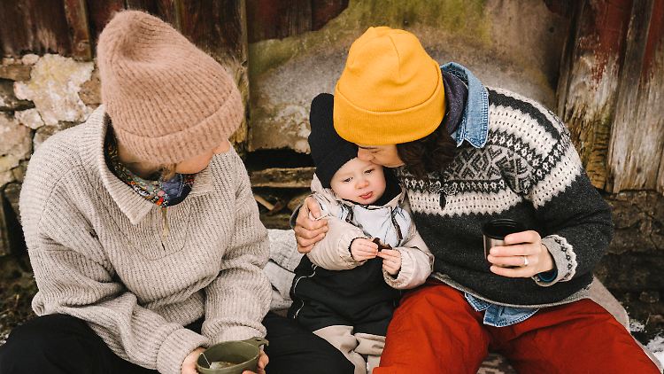 Die Stiefkindadoption ist für gleichgeschlechtliche Paare ein Weg, eine "richtige" Familie zu werden. 
