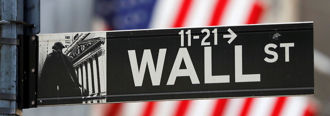 2021-07-19T185427Z_1084261234_RC2UNO93ID0I_RTRMADP_3_USA-STOCKS.JPG