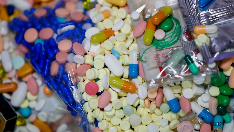 Opioide haben in den vergangenen Jahren zu Hunderttausenden Toten durch Überdosierungen geführt.