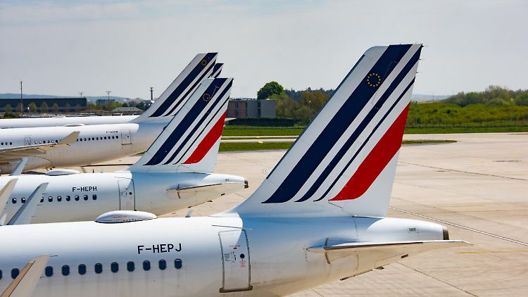 Flieger müssen künftig am Boden bleiben, wenn es für die Strecke eine alternative Zugverbindung gibt.