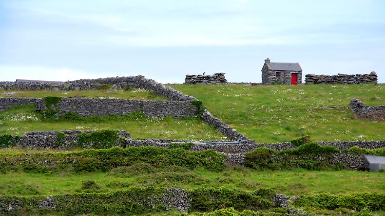 Inis Oírr bietet Irland-Postkartenidylle, jetzt auch wieder für Besucher.