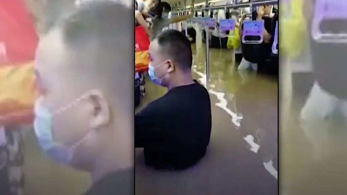 U-Bahn_unter_Wasser.JPG