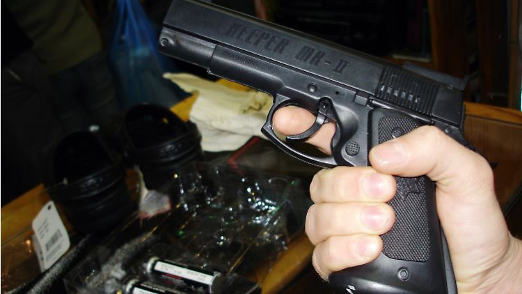 Auf 10,7 Millionen Einwohner kommen in Tschechien rund 900.000 Schusswaffen.