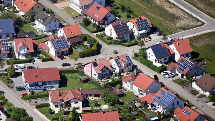 Eine Pflicht für Solaranlagen auf Privathäusern ist von der Ampel zunächst nicht vorgesehen.