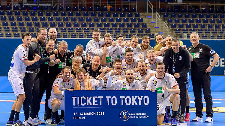 In Tokio sind sie schon, nun wollen die deutschen Handballer die Medaille.