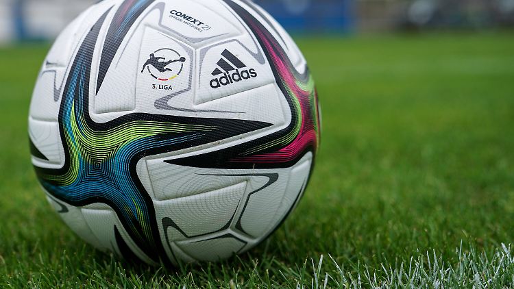Der Spielball für die neue Saison ist bereit, viele Teams sind es nicht wirklich.