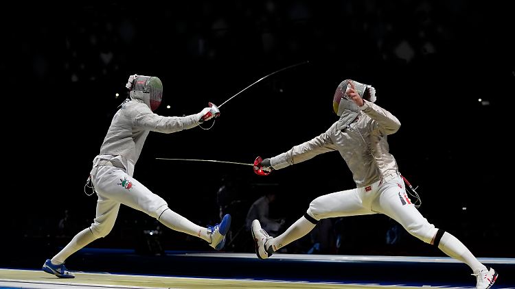 Im Fechtsport winkt russischen und belarussischen Sportlerinnen und Sportlern die Rückkehr.