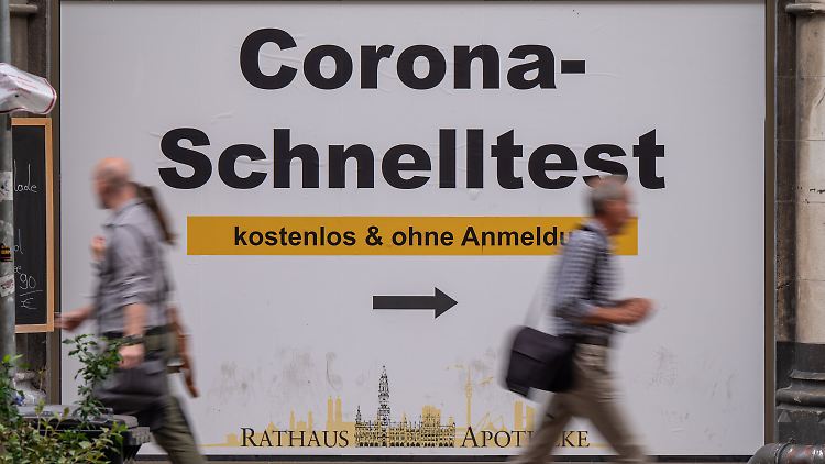 Sollte längst Standard sein: Obligatorische Tests für alle Reiserückkehrer aus dem Ausland.