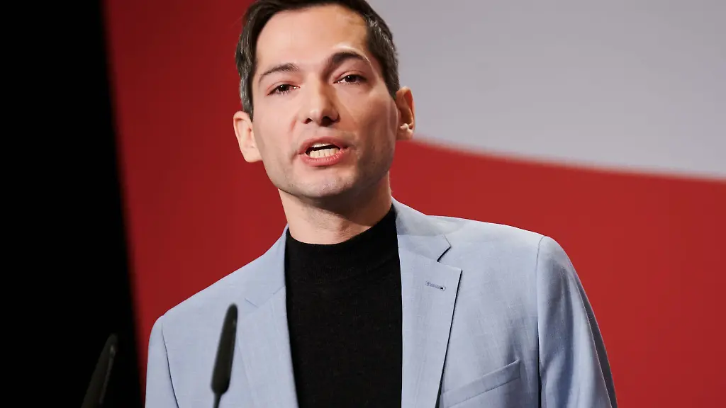 SPD-Generalsekretaer-David-Kolesnyk-sieht-auf-Landesebene-groessere-Ueberschneidungen-seiner-Partei-mit-dem-BSW