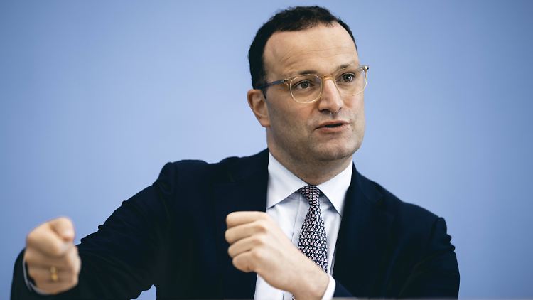 Jens Spahn will neben der Inzidenz künftig weitere Faktoren als Pandemie-Indikatoren berücksichtigen.