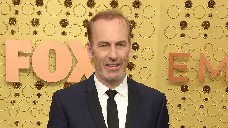 Wurde am Dienstag nach einem Kollaps umgehend ins Krankenhaus geliefert: Bob Odenkirk.