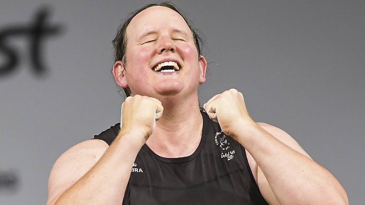 Die erste offene transgender Athletin bei den Olympischen Spielen:  die Neuseeländerin Laurel Hubbard.
