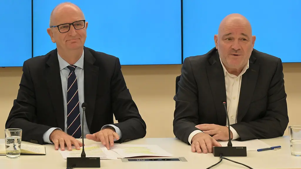 Die-SPD-in-Brandenburg-soll-sechs-Ministerien-plus-Staatskanzlei-erhalten-das-BSW-drei-Archivbild