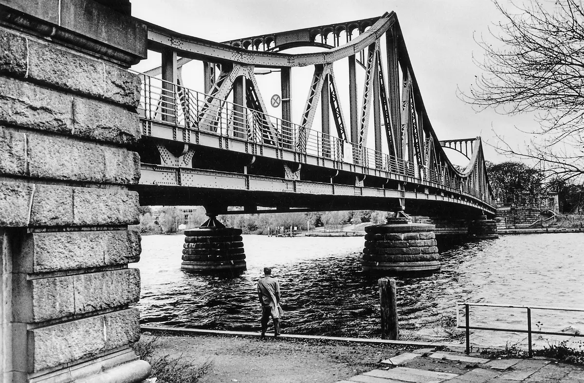 fo-newton-berlin-pressimg-197