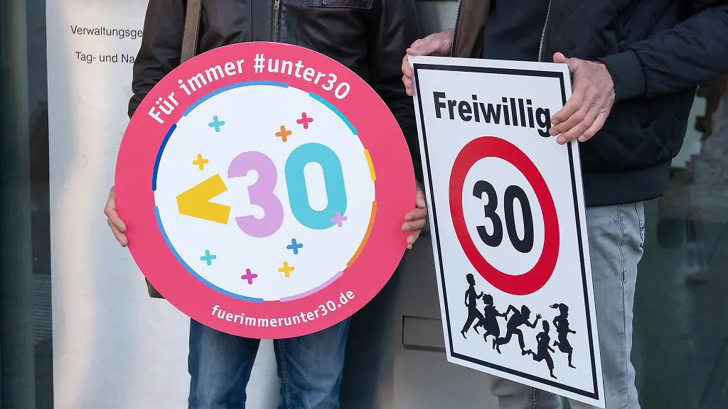 Im-Rechtsstreit-um-Schilder-fuer-ein-freiwilliges-Tempo-30-unterliegen-die-Anwohner-erneut