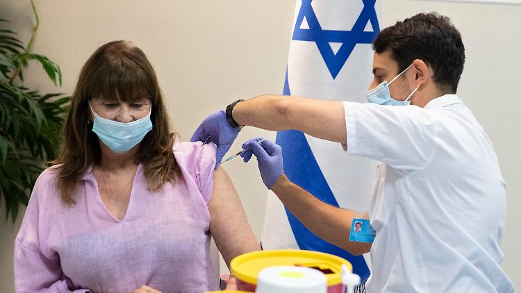 Seit 1. August dürfen sich Menschen über 60 in Israel ein drittes Mal impfen lassen.