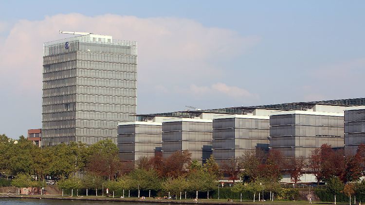 Die Allianz kooperiert nach eigenem Bekunden vollumfänglich mit der SEC.