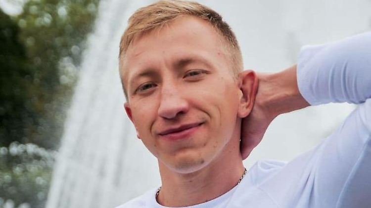 Die Polizei nimmt im Fall Schischow Mordermittlungen auf.