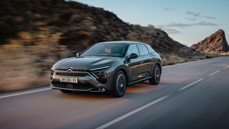 Citroën nimmt wieder einen C5 ins Programm.