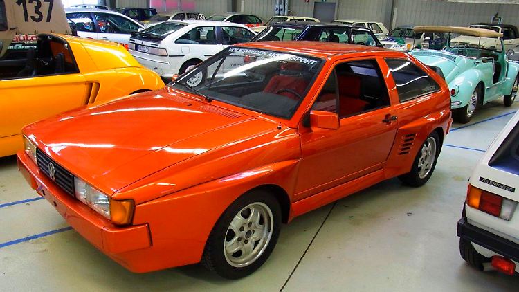 Bei Volkswagen Motorsport in Hannover ist 1982 ein Scirocco mit zwei Motoren und insgesamt 360 PS Leistung entstanden.