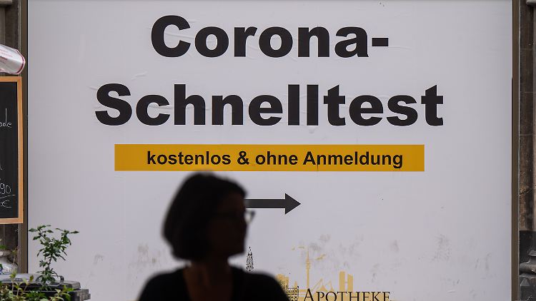 Ab Mitte Oktober sollen die kostenlosen
Corona-Schnelltests für alle Bürger abgeschafft werden. 