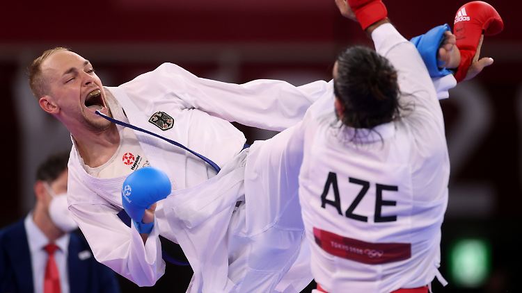 Bitsch machte Weltmeister Rafael Aghajew aus Aserbaidschan den Vorwurf, seinen letzten Kampf absichtlich verloren zu haben.