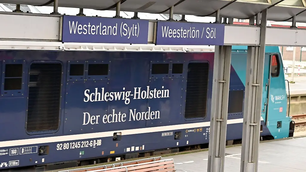 Wegen-Bauarbeiten-zwischen-Hamburg-und-Sylt-muessen-sich-Reisende-auf-Ausfaelle-und-Verspaetungen-einstellen