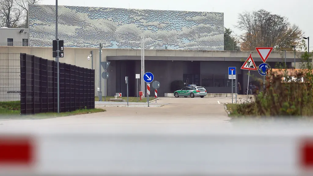 Seit-Wochen-gibt-es-Vorwuerfe-gegen-Mitarbeiter-im-bayerischen-Justizvollzug