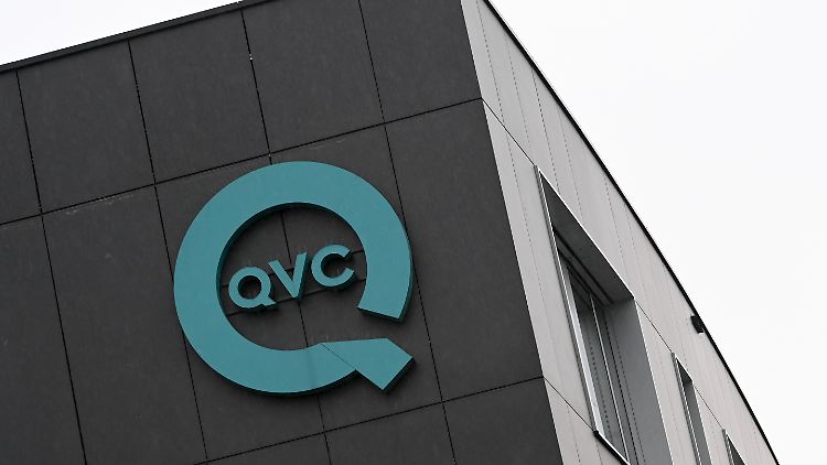 Ruth arbeitete jahrelang für den Teleshopping-Sender QVC.