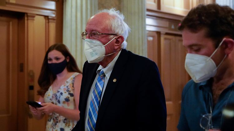 Sanders stellte das Programm vor.