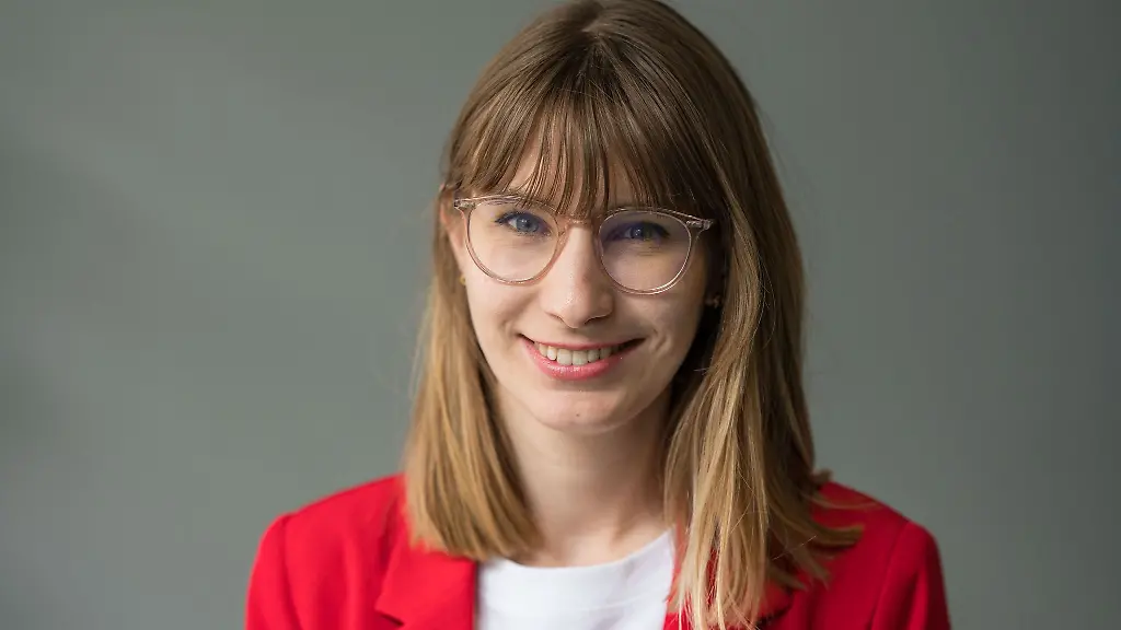 Die-Saar-Gruenen-haben-Jeanne-Dillschneider-zur-Spitzenkandidatin-fuer-die-Bundestagswahl-gewaehlt